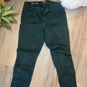 Women's LOFT Black Curvy Skinny Jeans Size 6